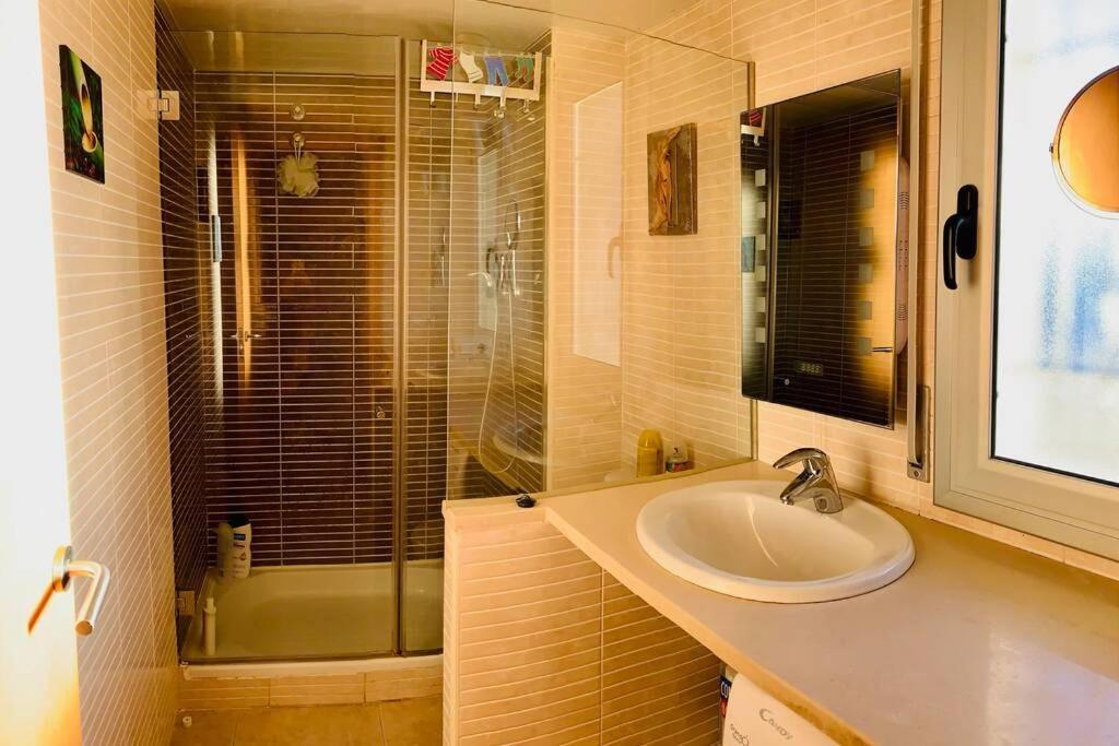 Les Marines Apartment Roses Ngoại thất bức ảnh